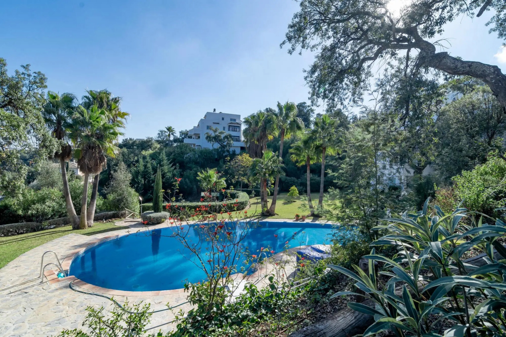 LJ- Modern flat with spectacular views in mountain