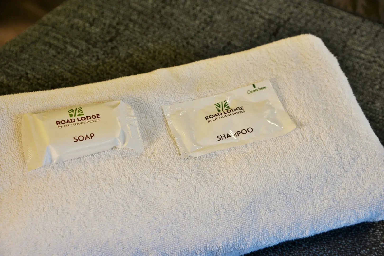 Road Lodge Carnival City