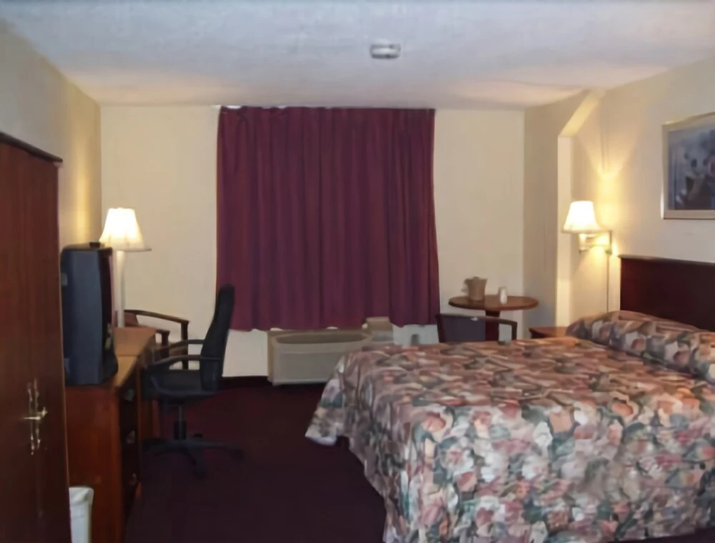 Knights Inn - Wilmington