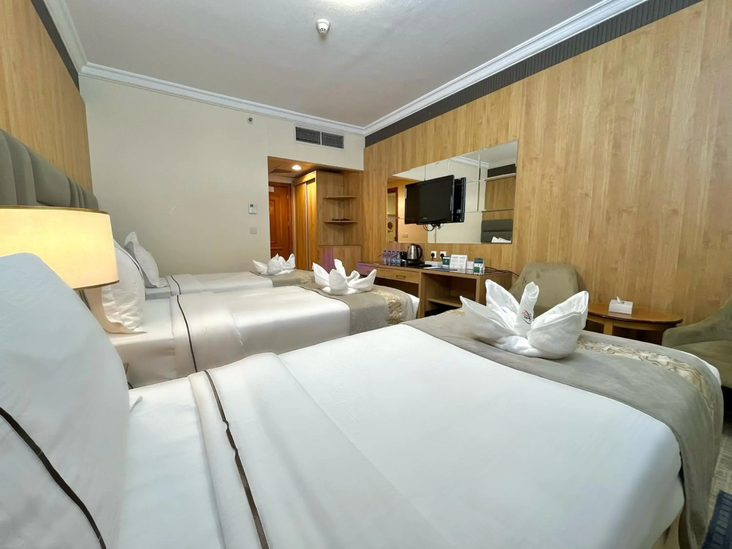 Zowar International Hotel