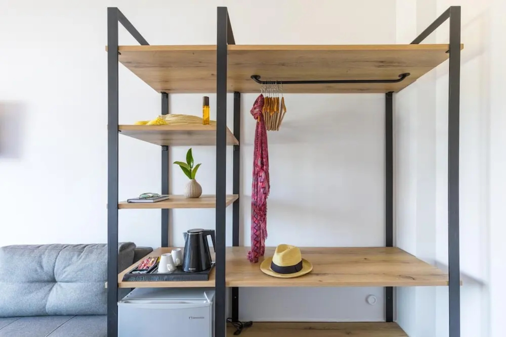 Yannis Hotel Annex Rooms