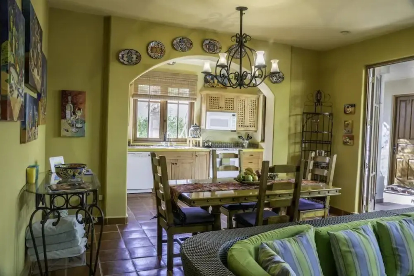 FN118-Loreto Bay-Artistic Cozy Villa