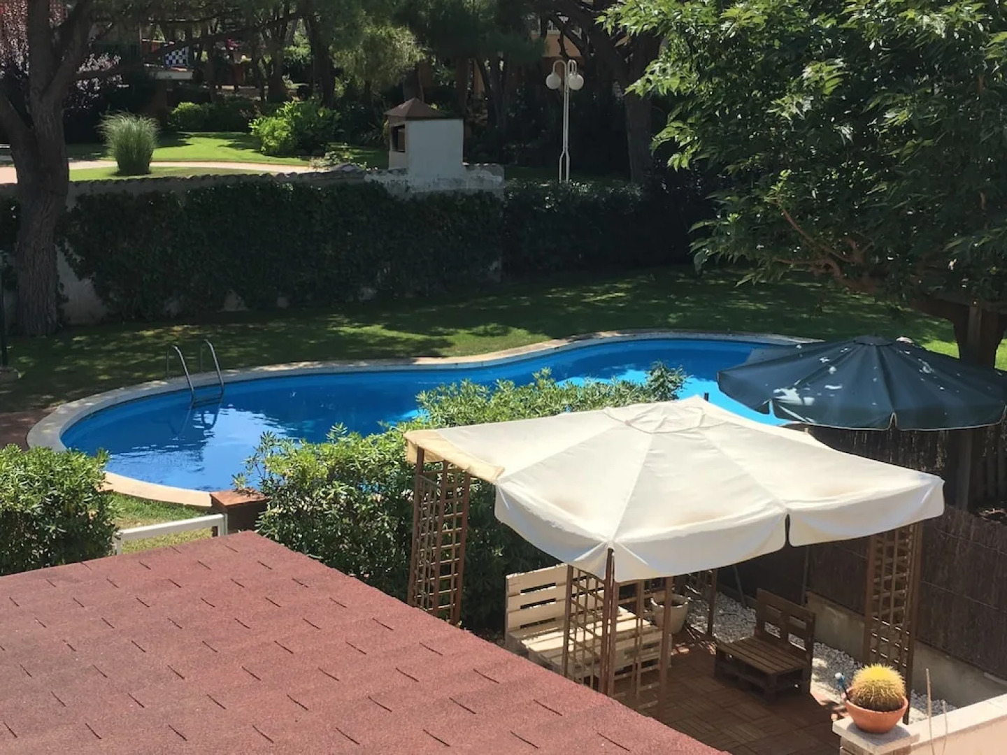 Kahakai Beach Apartments