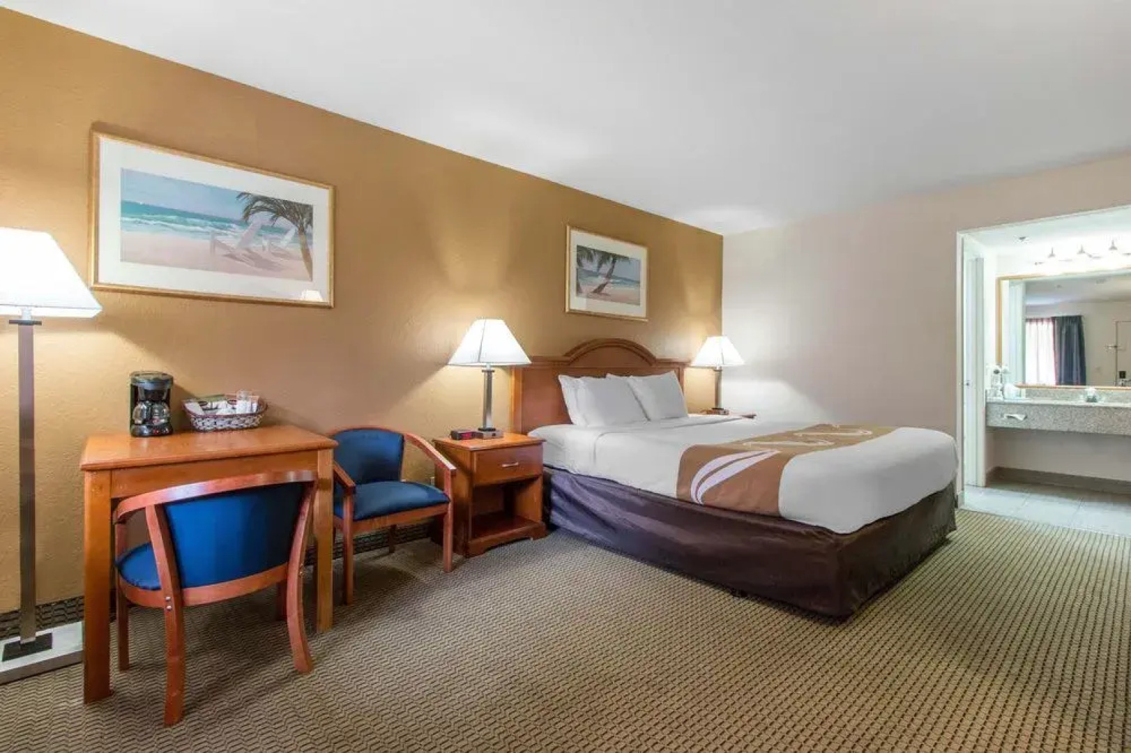 Quality Inn & Suites Redwood Coast