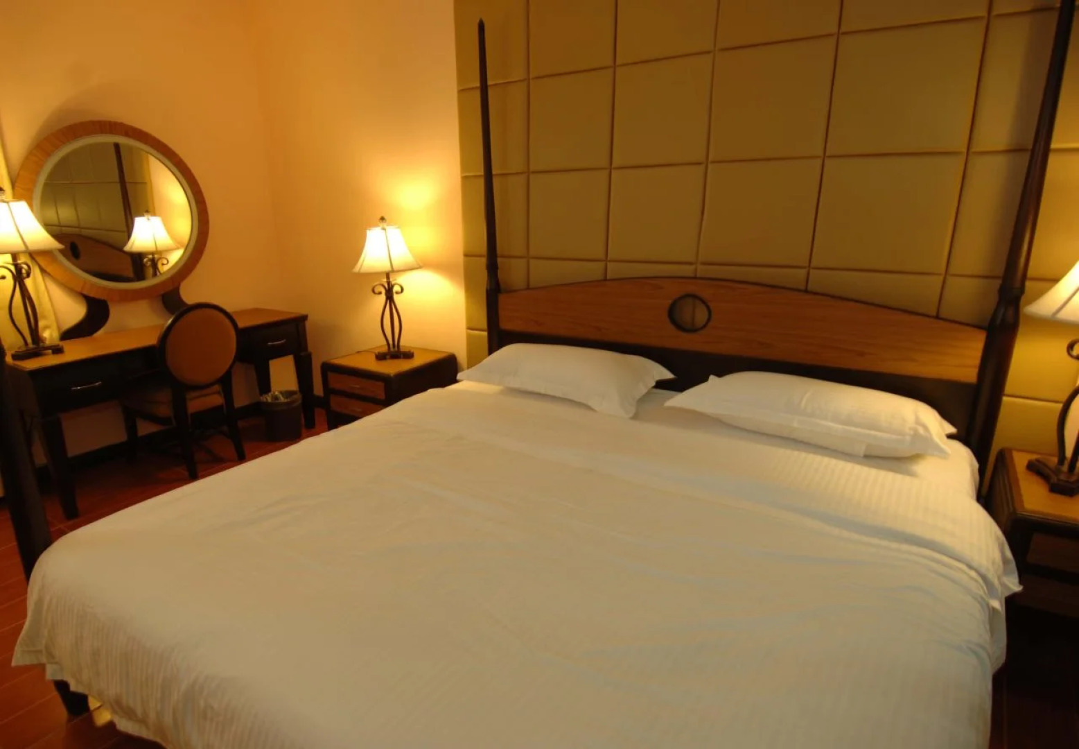 Planta Centro Bacolod Hotel & Residences