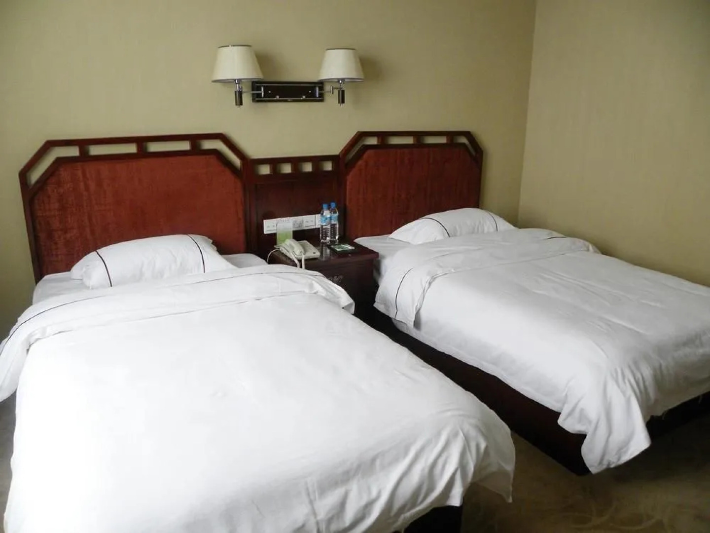 Century Plaza Qidu Hotel