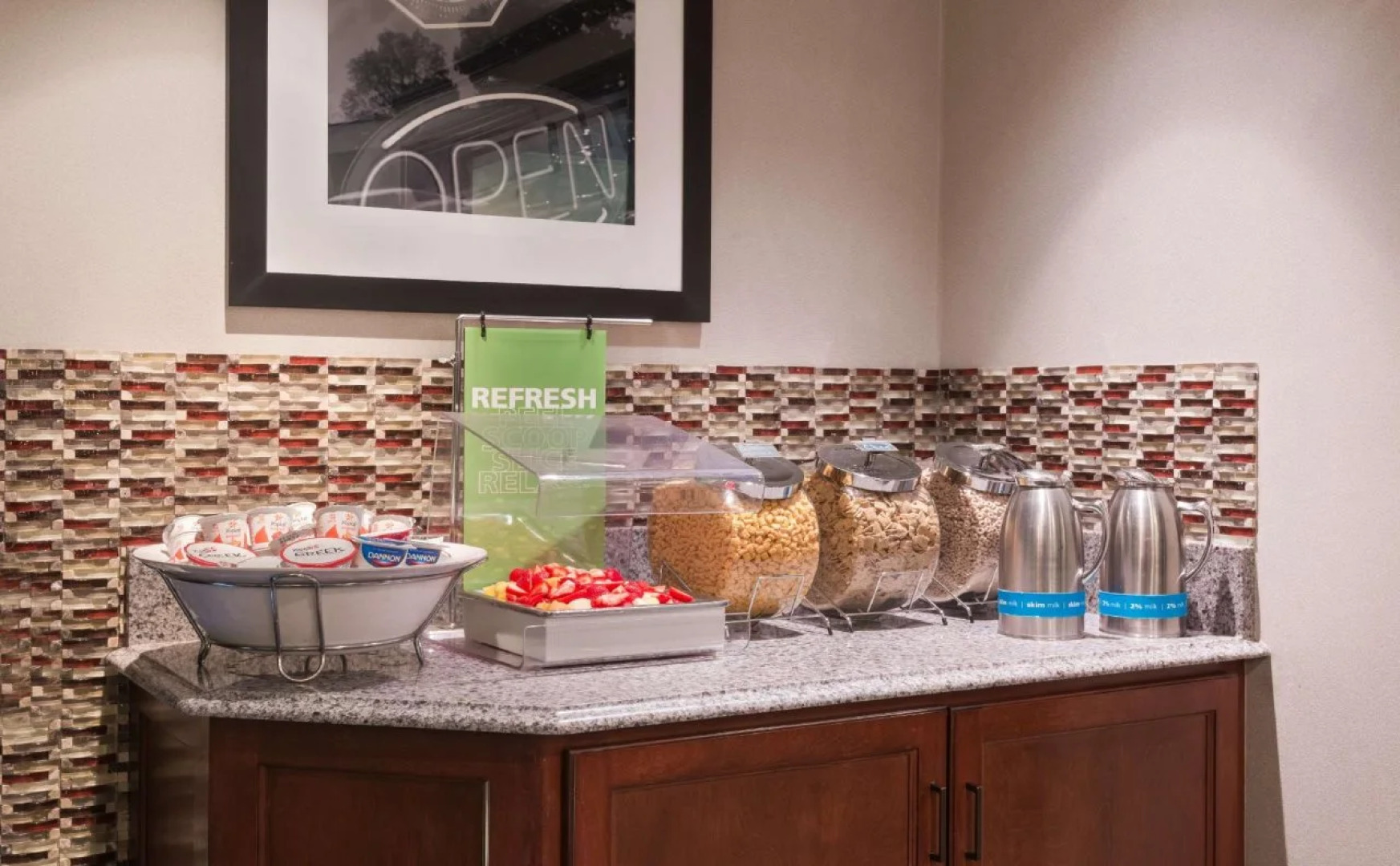 Hampton Inn Hartford/Airport