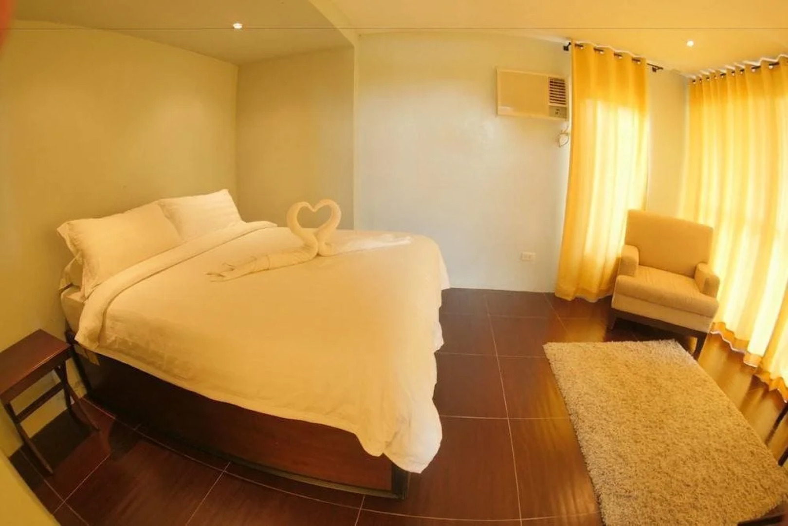 Villa Del Rey Resort CamSur powered by Cocotel