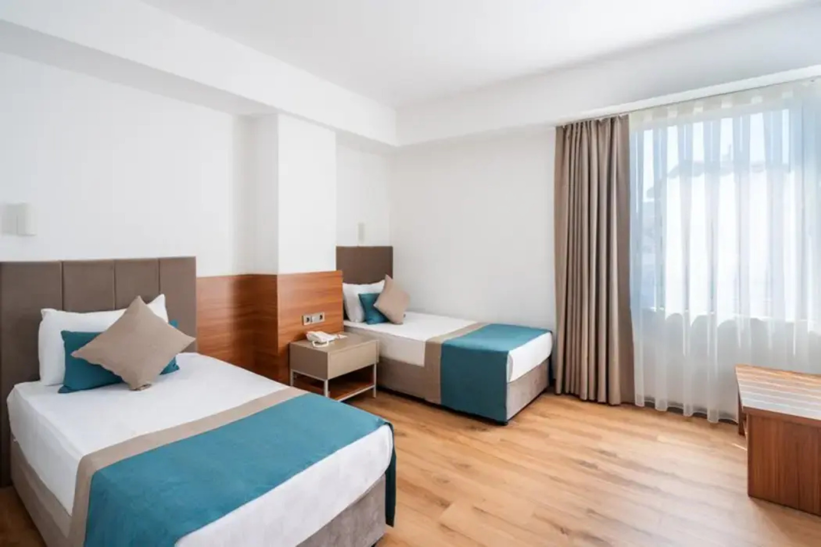 Side Story Resort & Spa