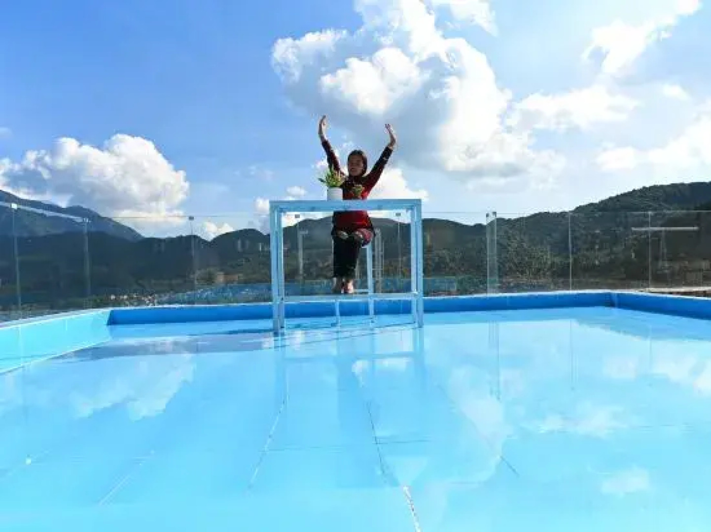 Yuanyang Liuyunge Chinese Inn (Duoyishu Scenic Area)