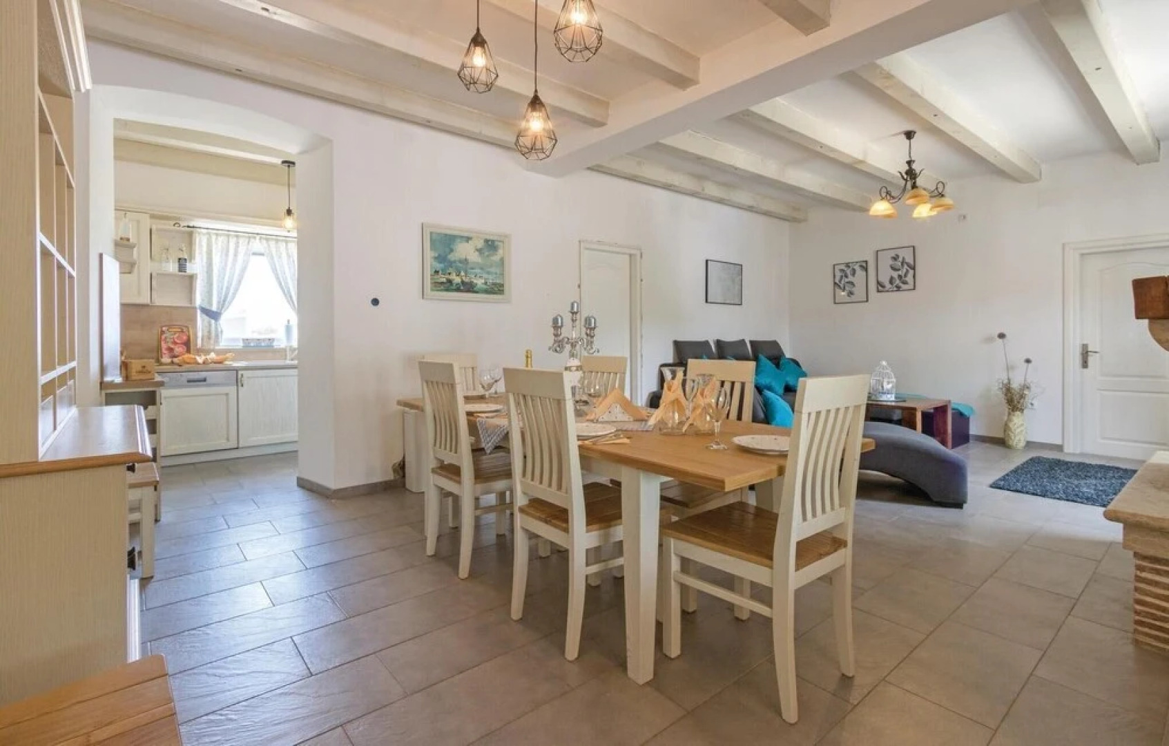 Awesome Home in Peruski With Wifi and 4 Bedrooms