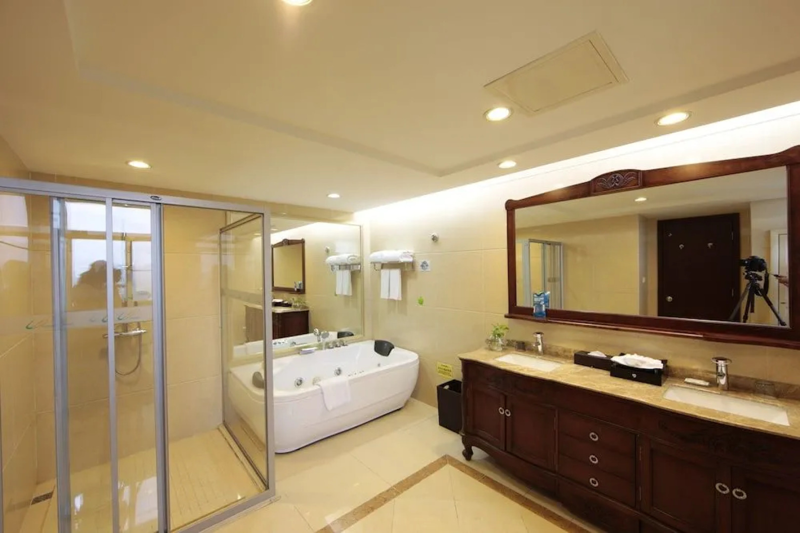 Phoenix Hotel Shaoguan