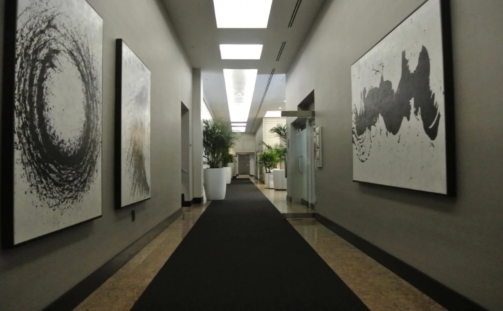 Fortune House Hotel Suites