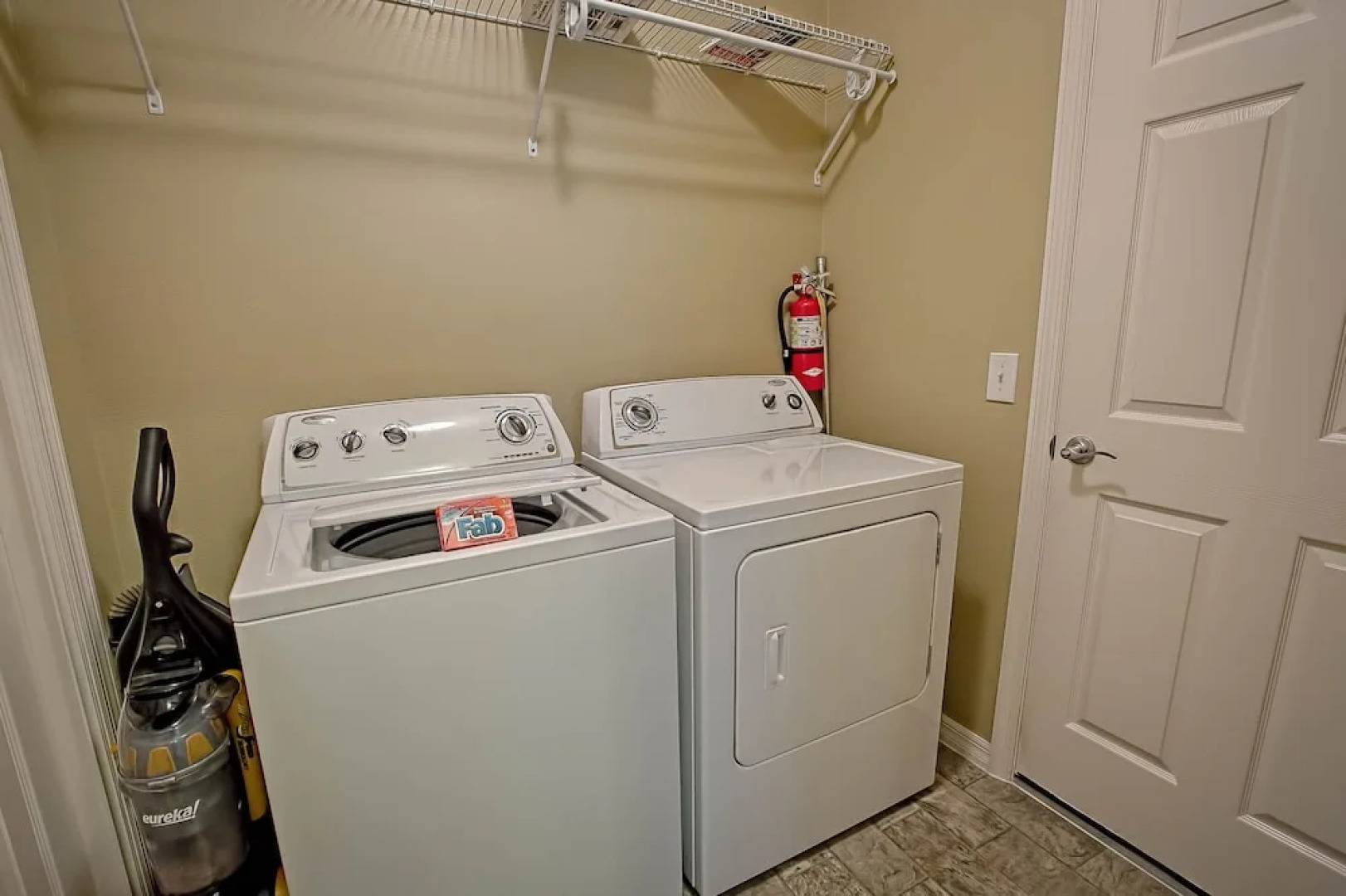 Castlegate Court Home 2 Bedroom by The VIR Group