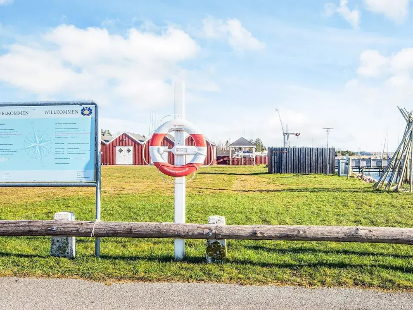 Spacious Holiday Home in Højslev near Sea