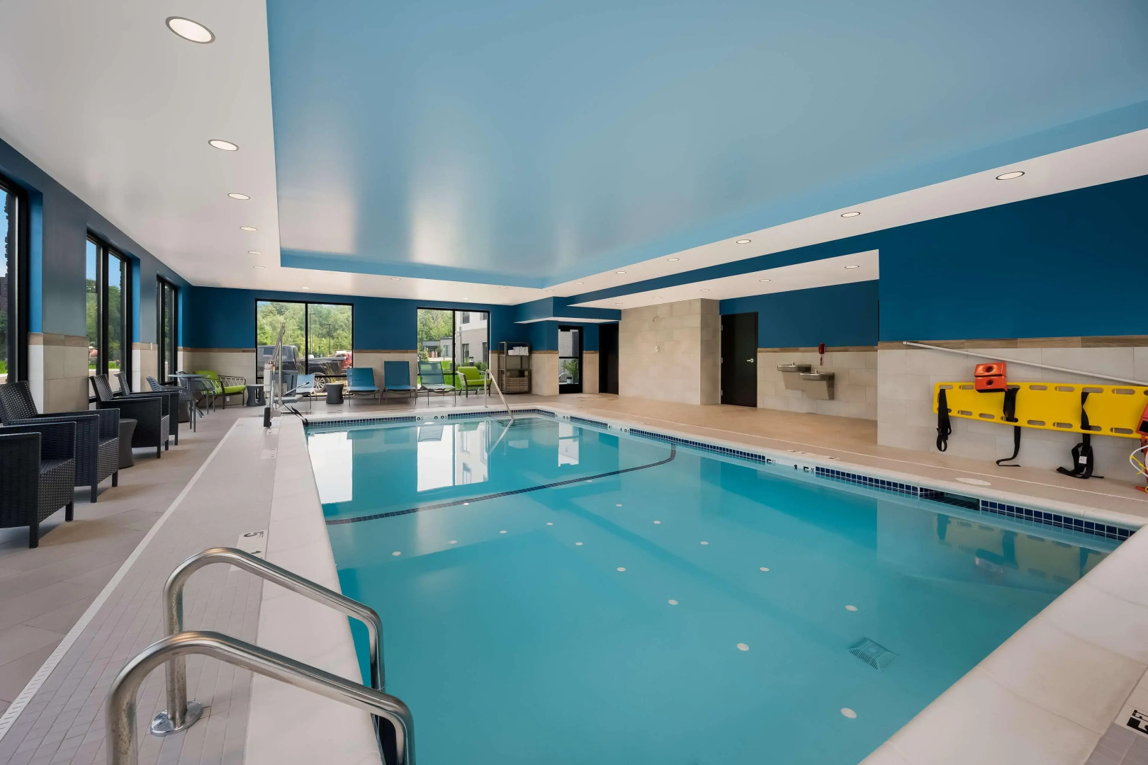 A Victory Hotel & Suites