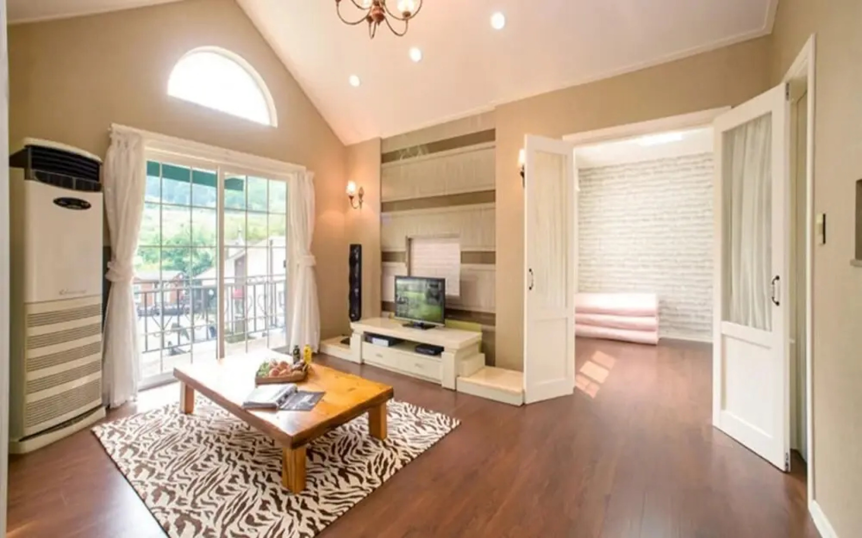 Yangpyeong 4hue House Pension