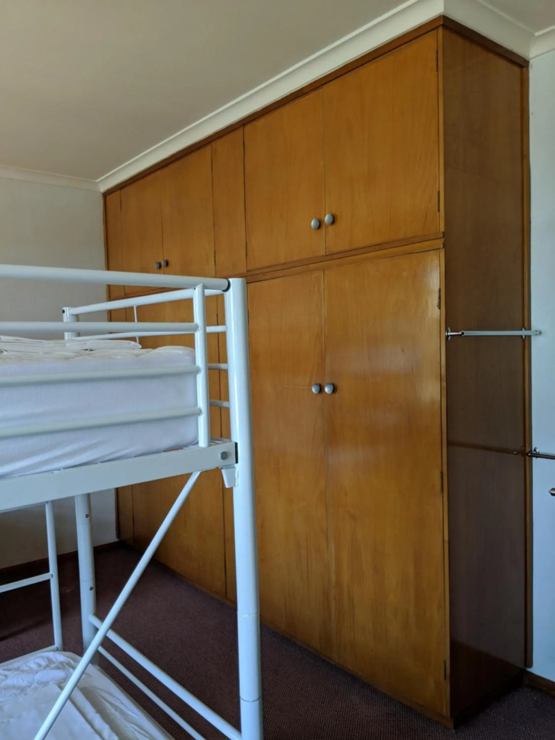 Young Budget Accommodation - Hostel