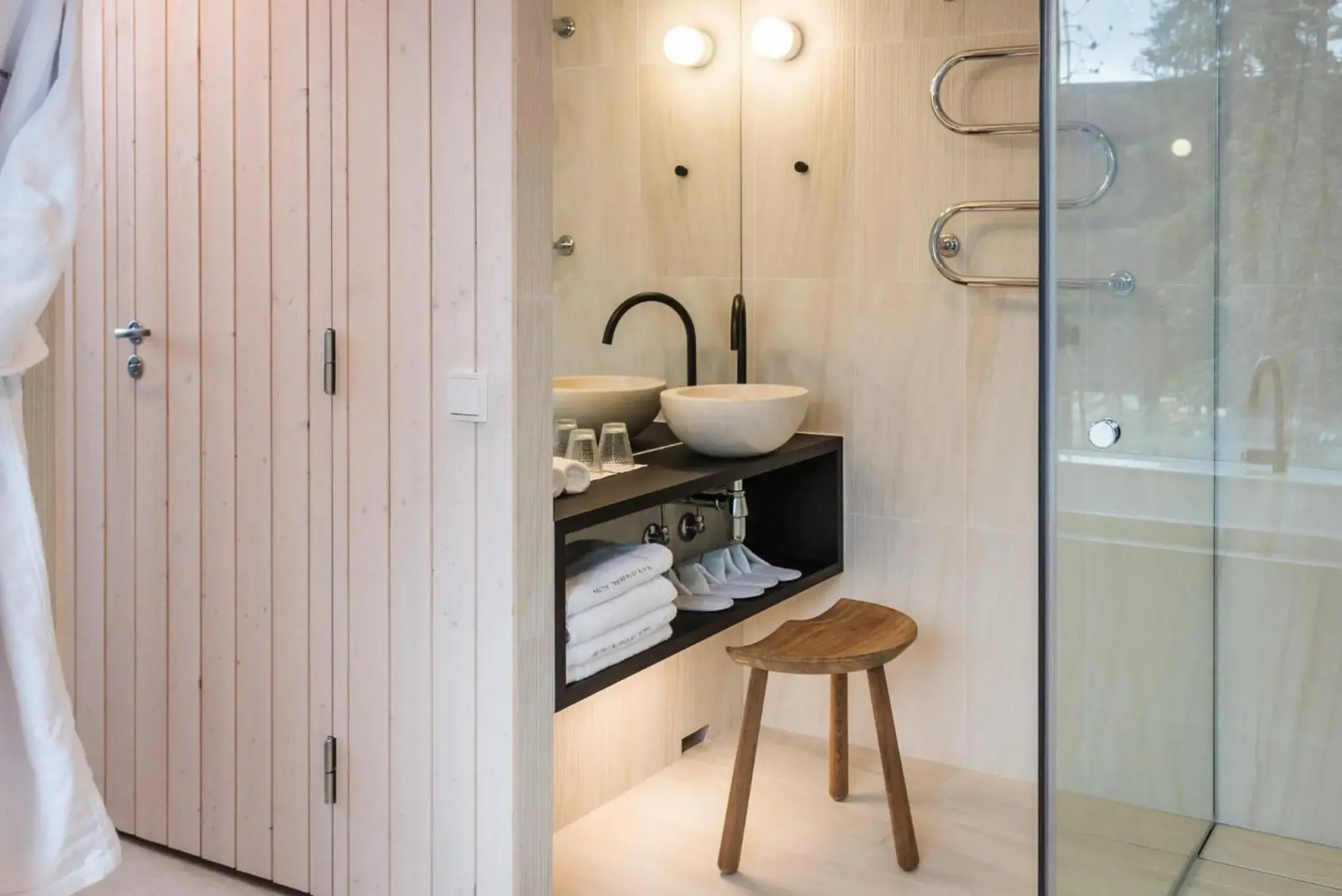 Arctic TreeHouse Hotel