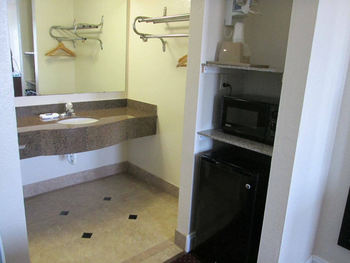 Regency Inn Near Boardwalk & Hurlburt Field