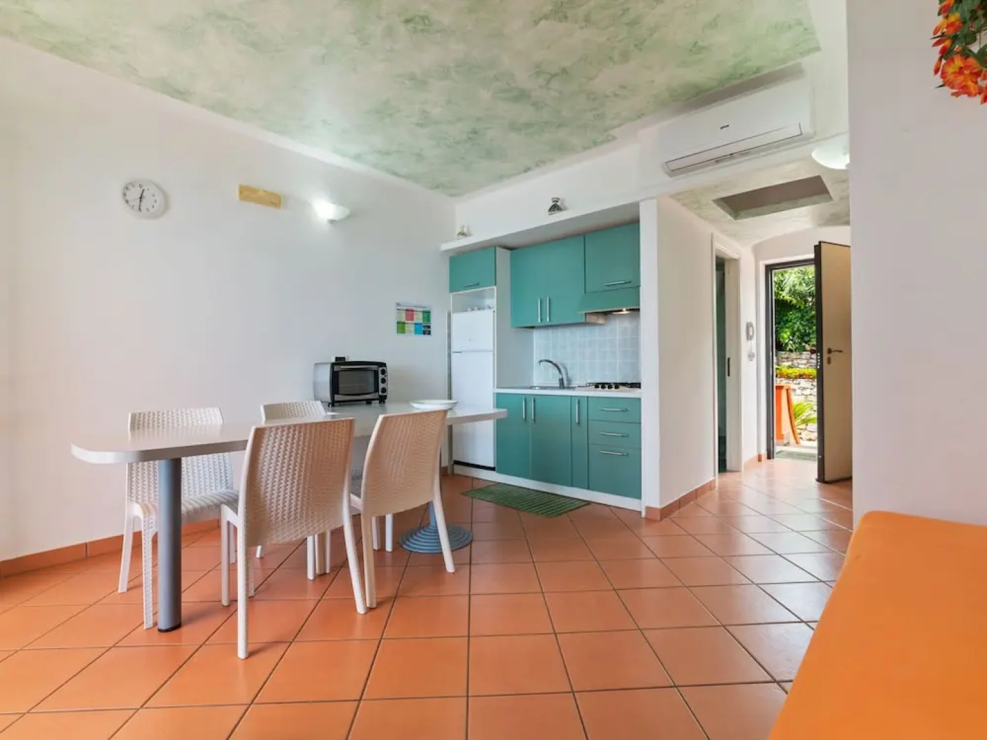 Pleasing Apartment in Villammare with Terrace