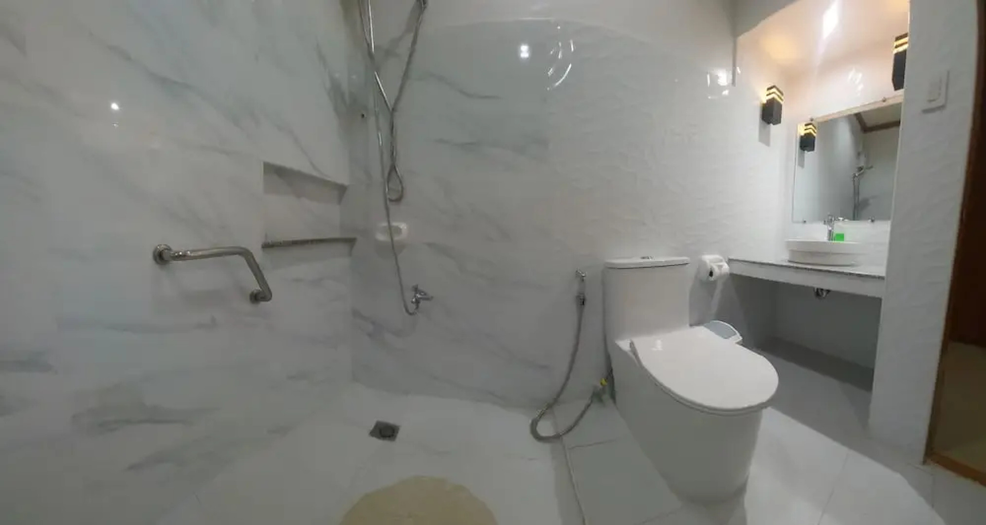 RGE Hotel near Kalanggaman Island