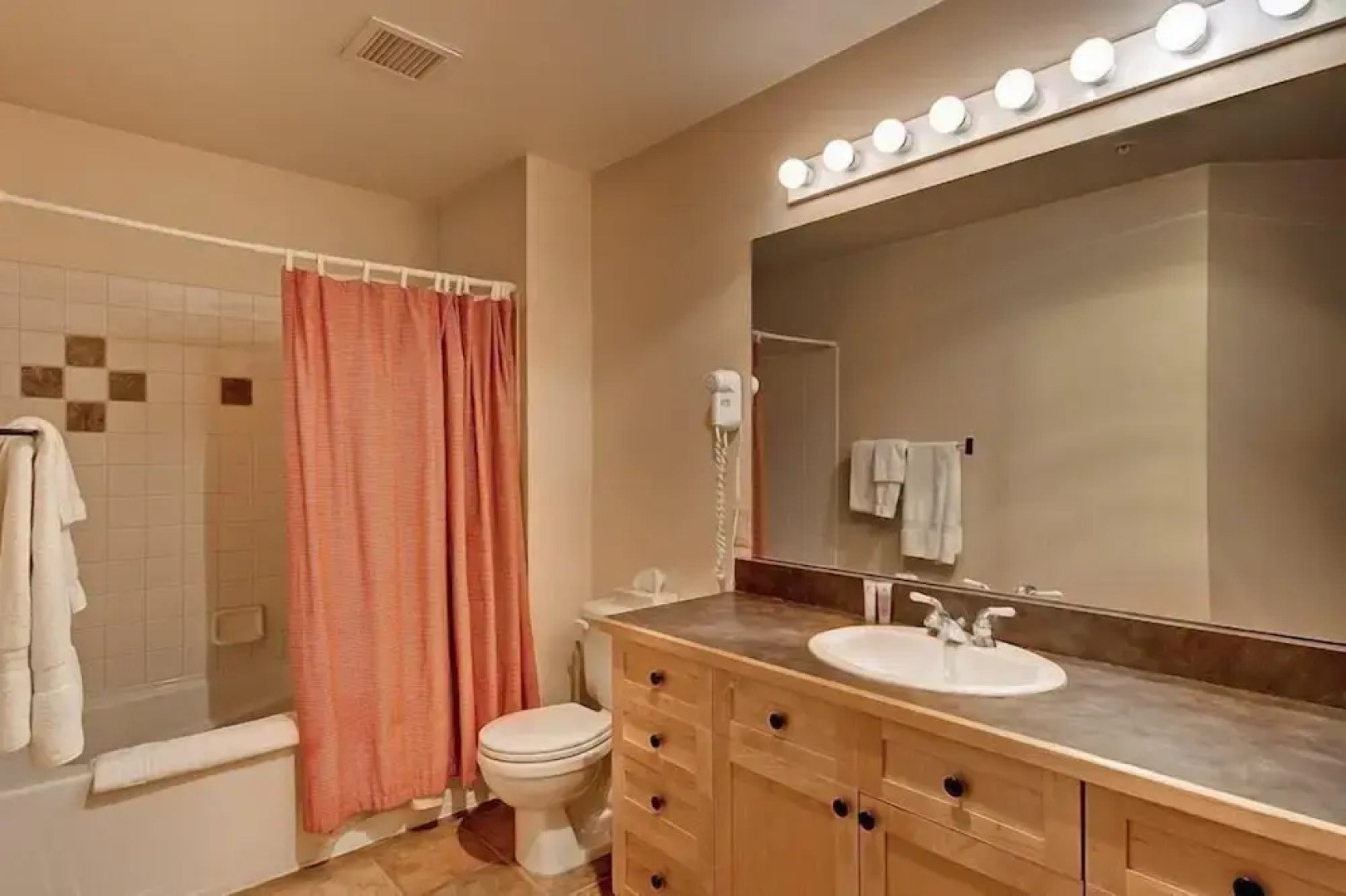 1 Bedroom Silvermill Rental in River Run Village Steps from the River Run Gondola