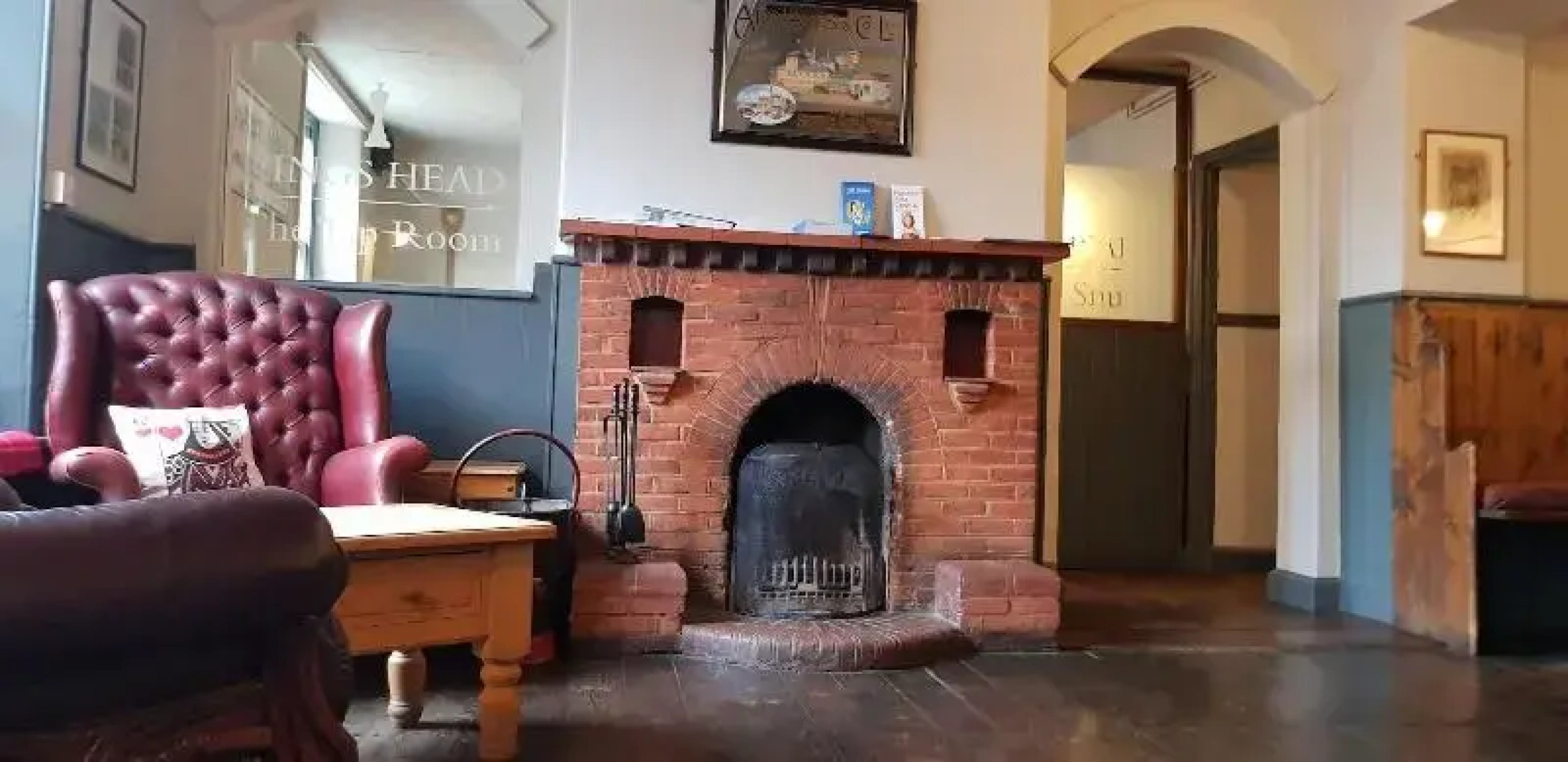 Kings Head Holt