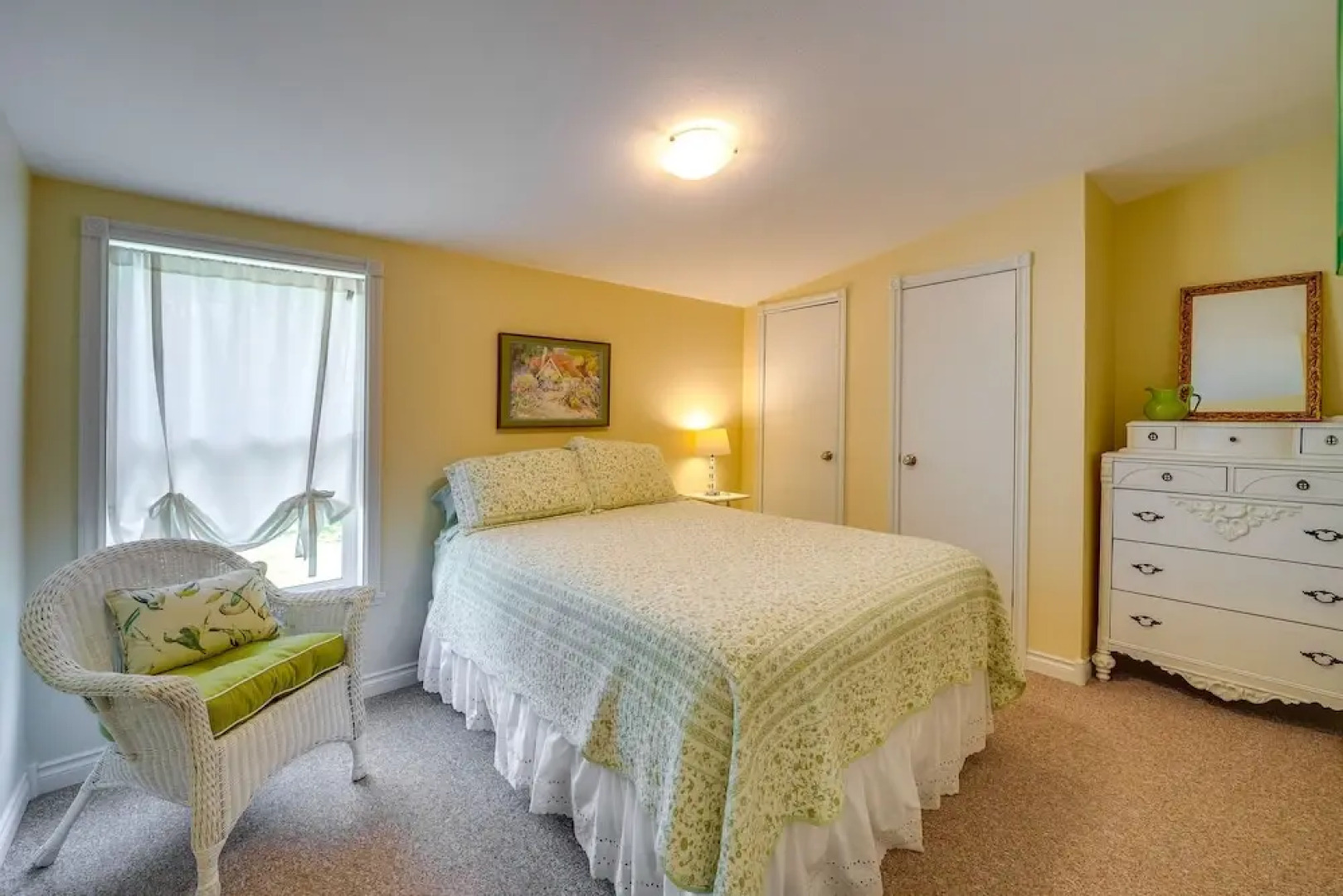 Cozy Langley Retreat: Water Views & Beach Access