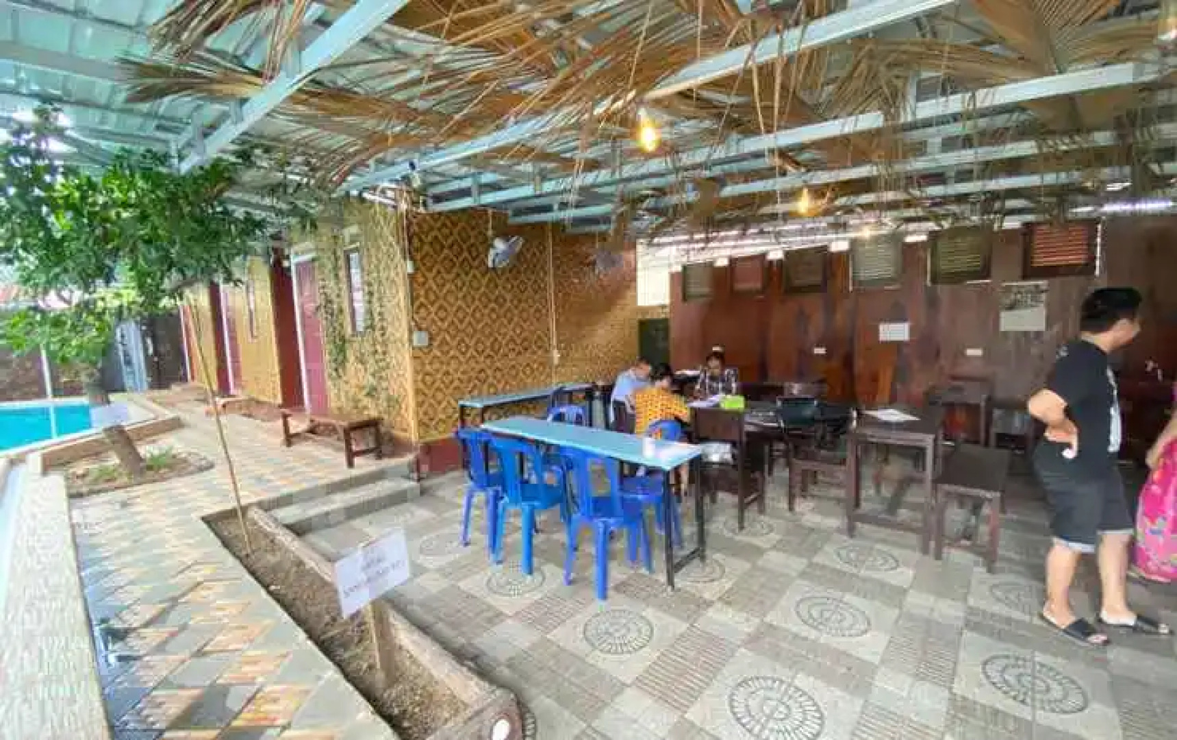 Oyo 3195 Pondok Penginapan Strongkeng Syariah