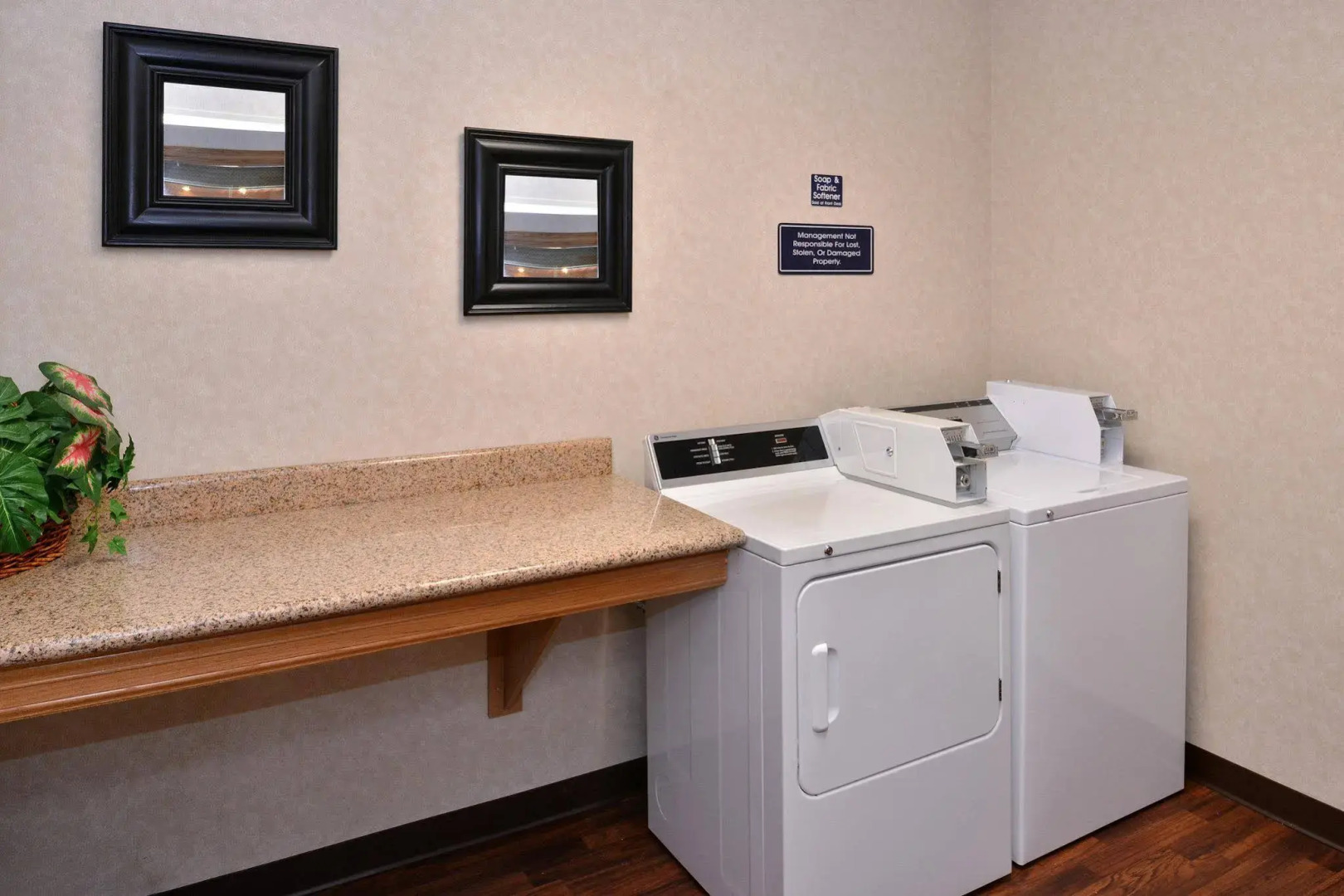 Comfort Suites Salem