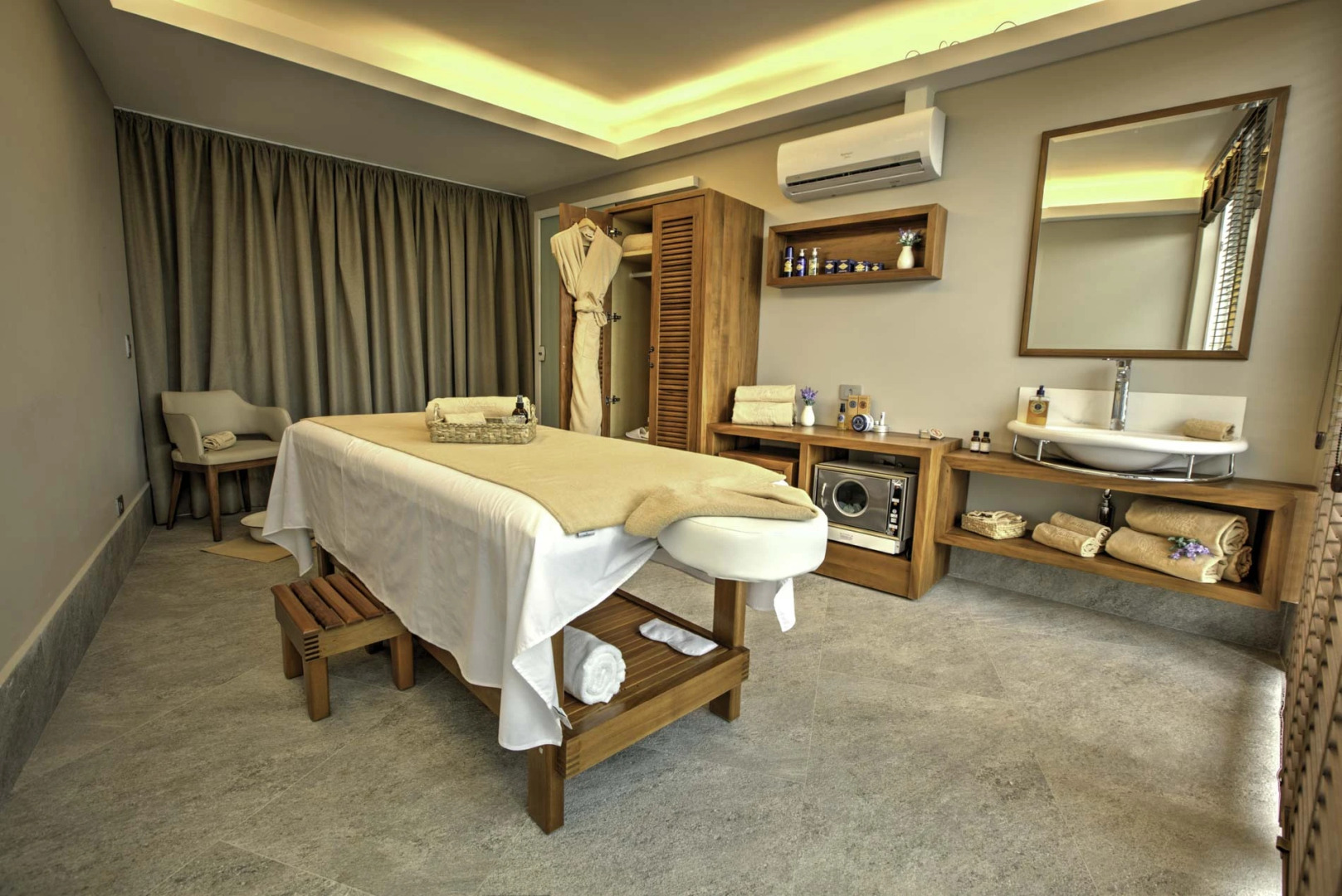 Blue Tree Daj Resort & Marina