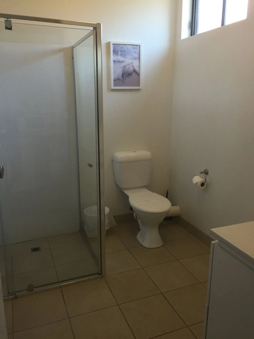 Ploughmans Motor Inn