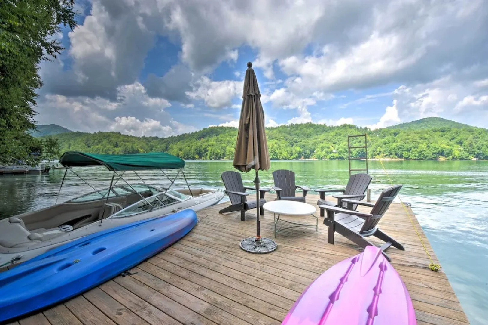 Nantahala Lake Family Home w/ Private Dock & Views
