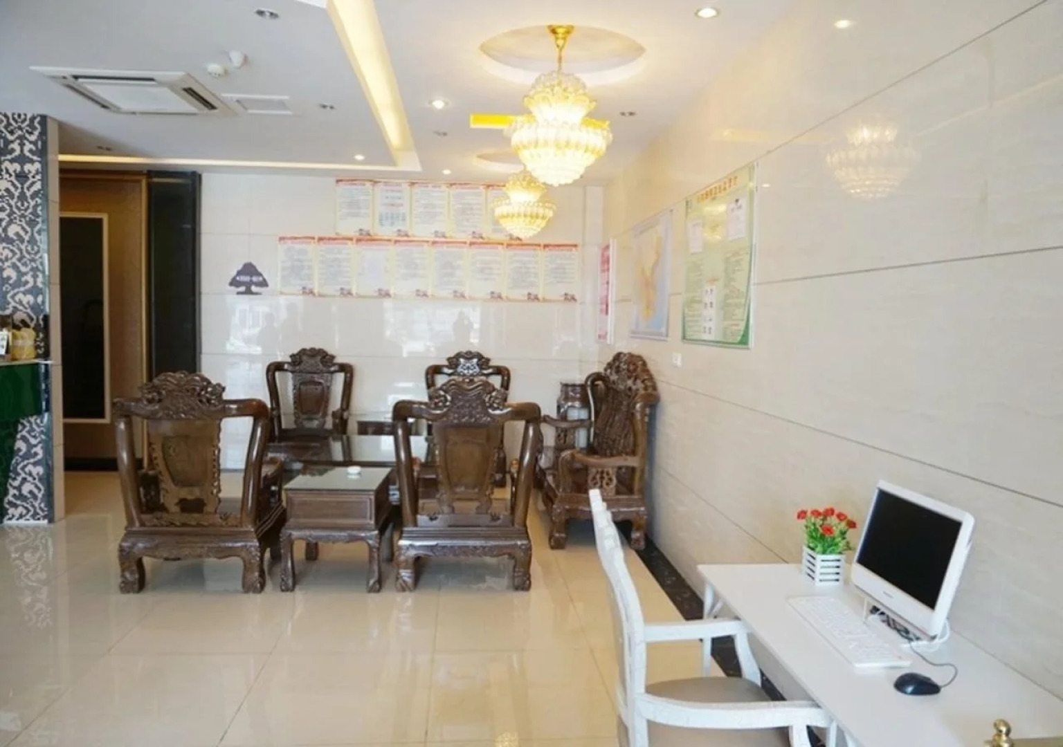 GreenTree Inn Anhui Bozhou Mengcheng County Zhouyuan W) Road County Government Hotel