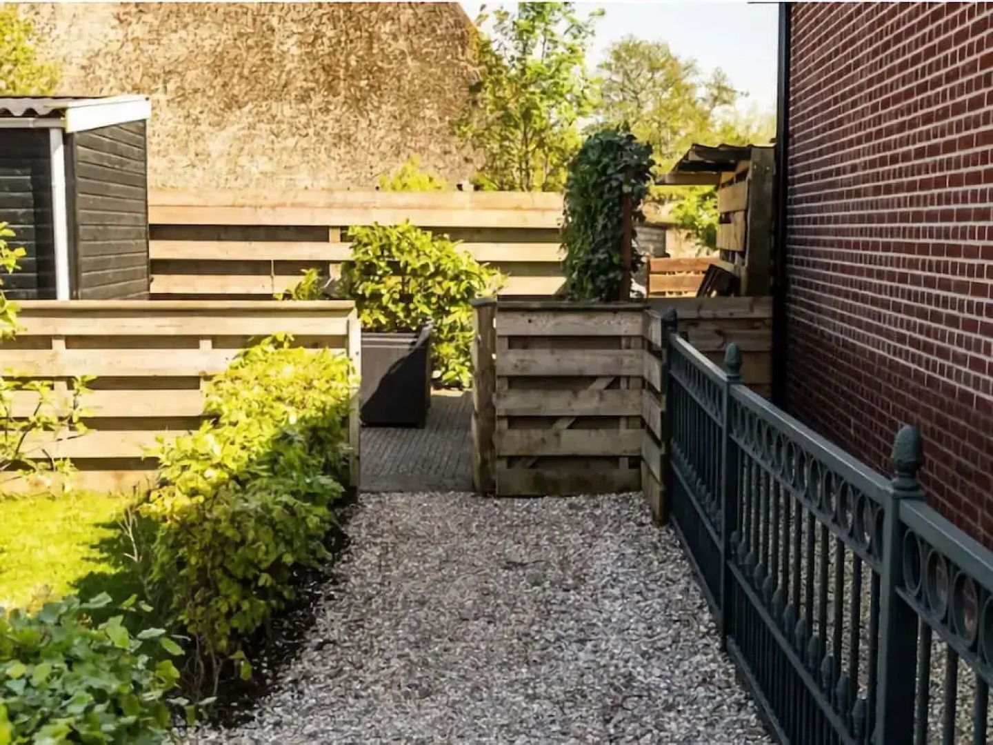 Modern Comforts of This Home in Paesens