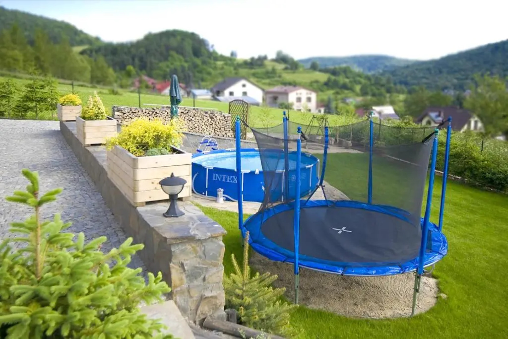 Chaty Wichrowe Wzgórze