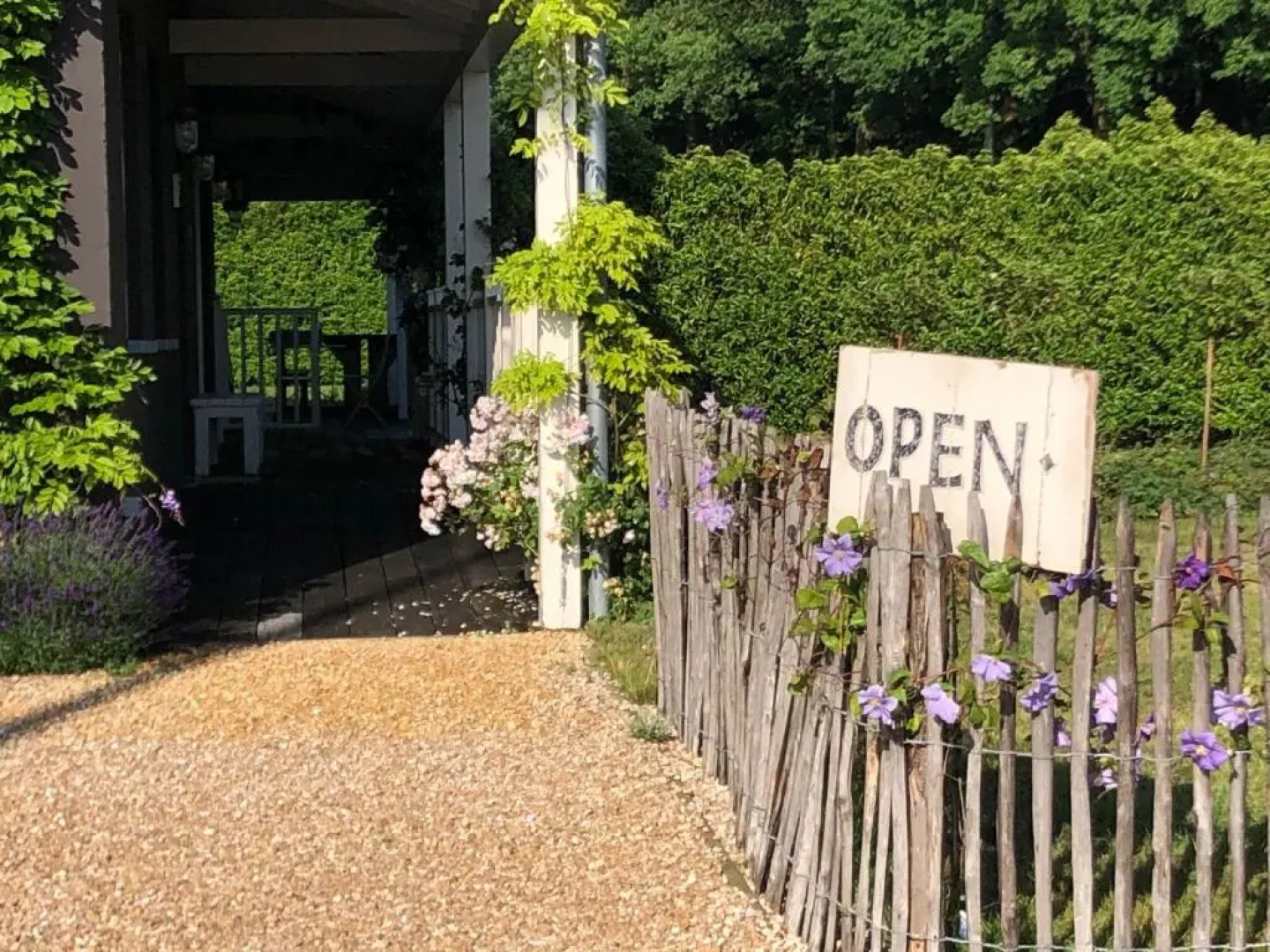 Morris Coffee & Crafts