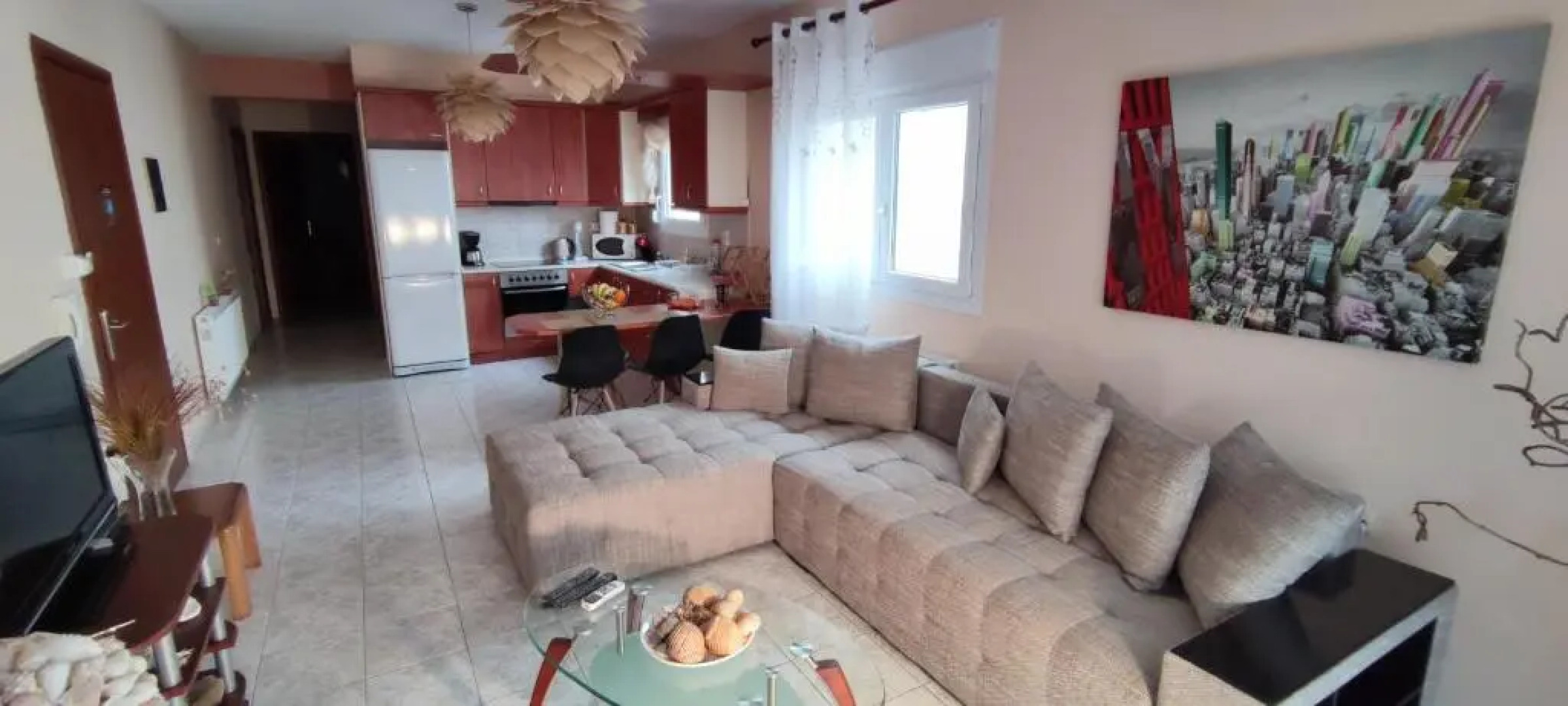 Lucy's next to sea apartment