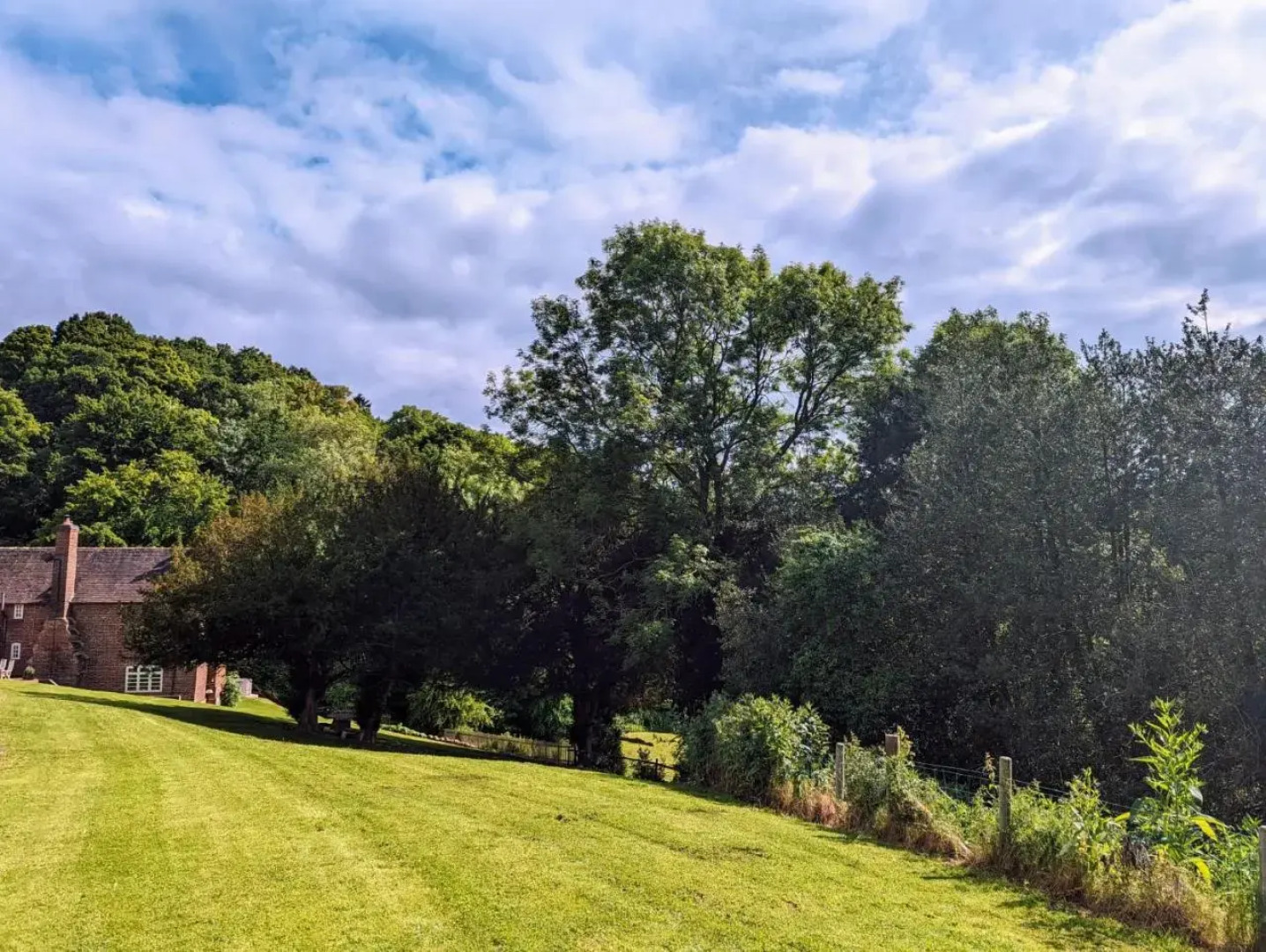 Worralls Grove Guest Farm House