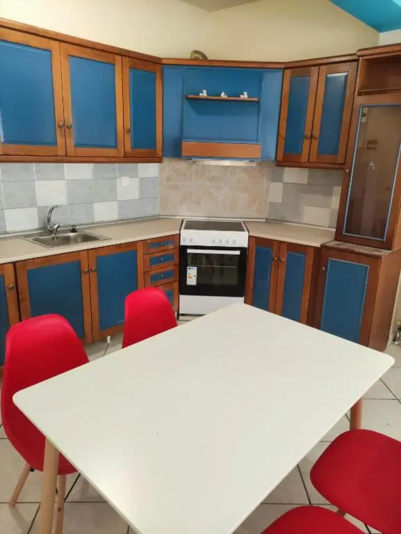 GCM 1 ROOMS kentro k parking