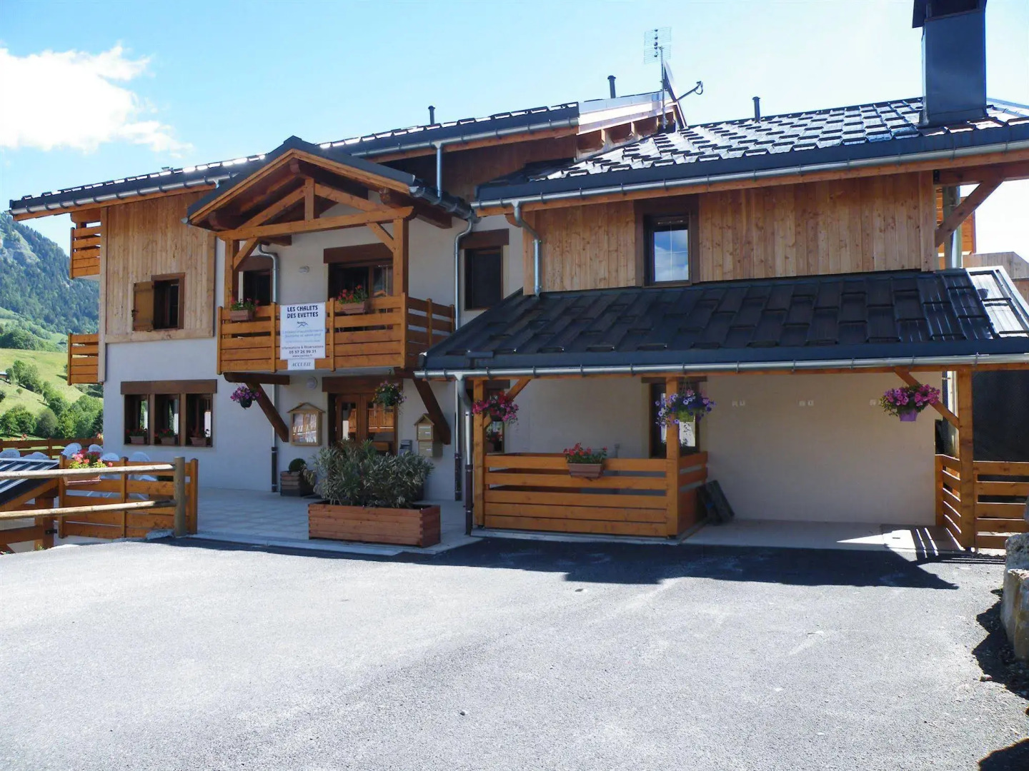 Résidence Néméa Les Chalets Des Evettes