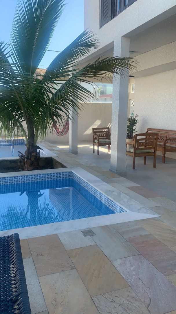 Mar Egeu Arte & Pouso