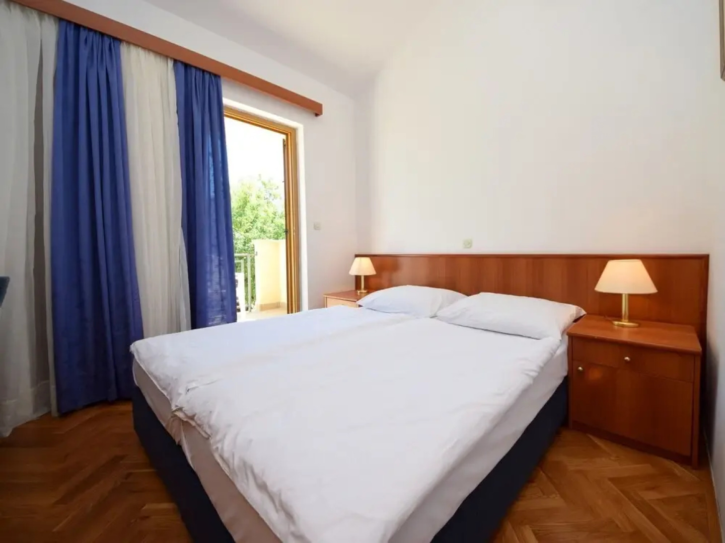 Meridiana Stankovi i