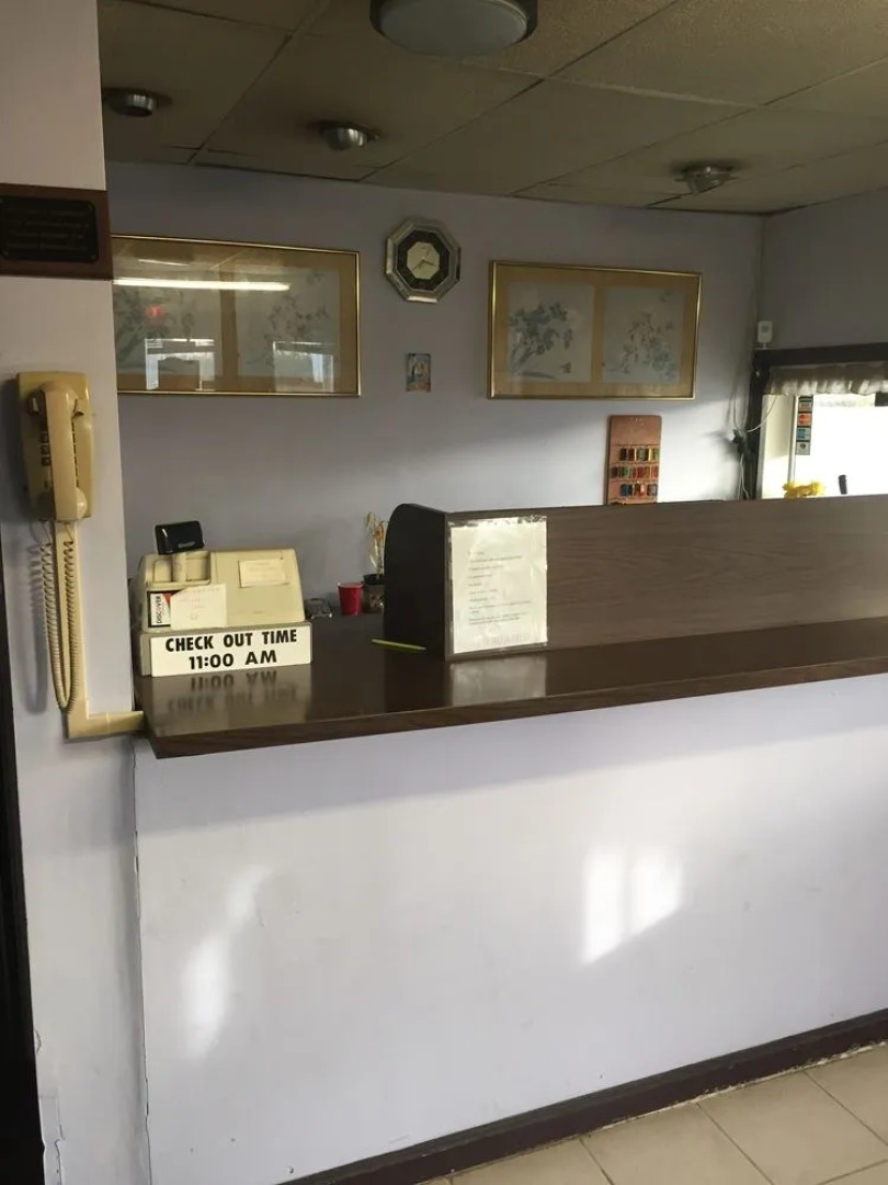 Red Carpet Inn Piqua