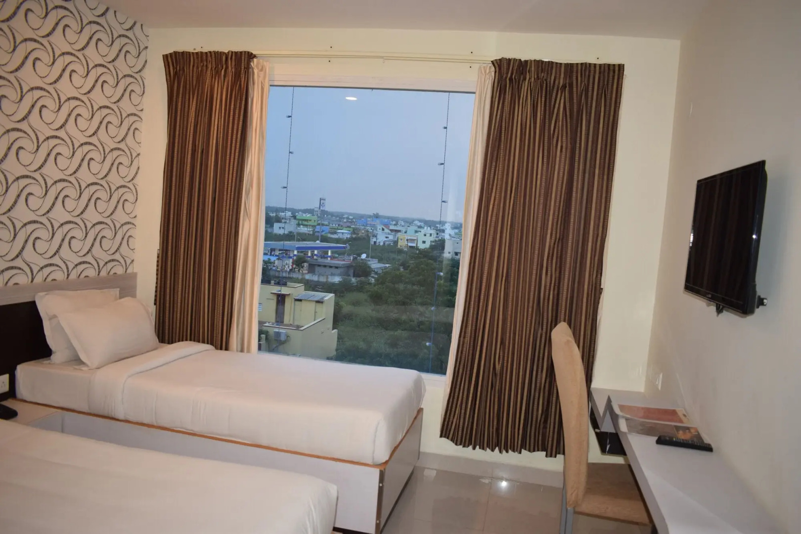 OYO 1050 Hotel Aksharadha