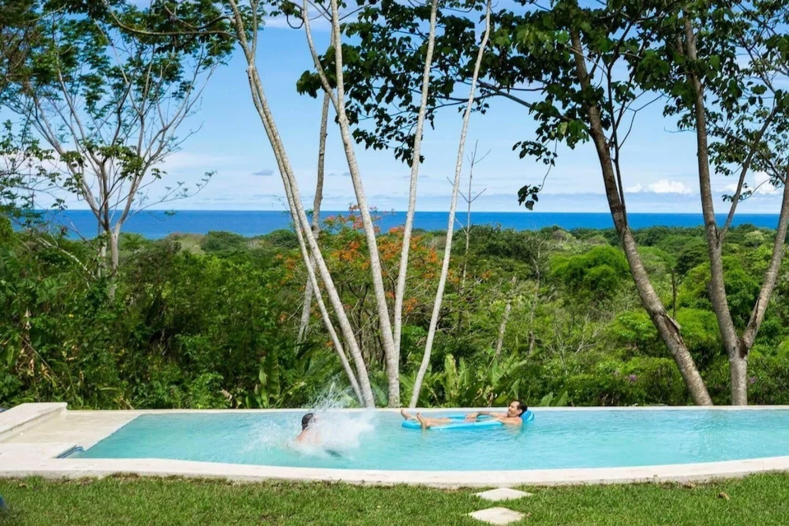 Jungle Lodge at Wild Sun Rescue