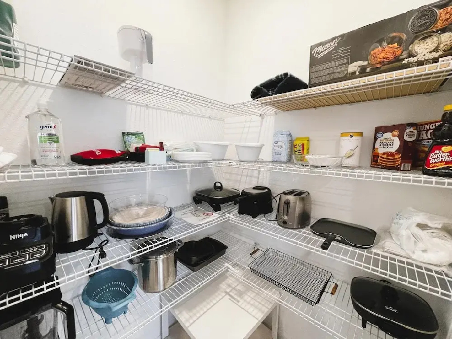 13233 NEW 3BR Beach House Theme Air Base