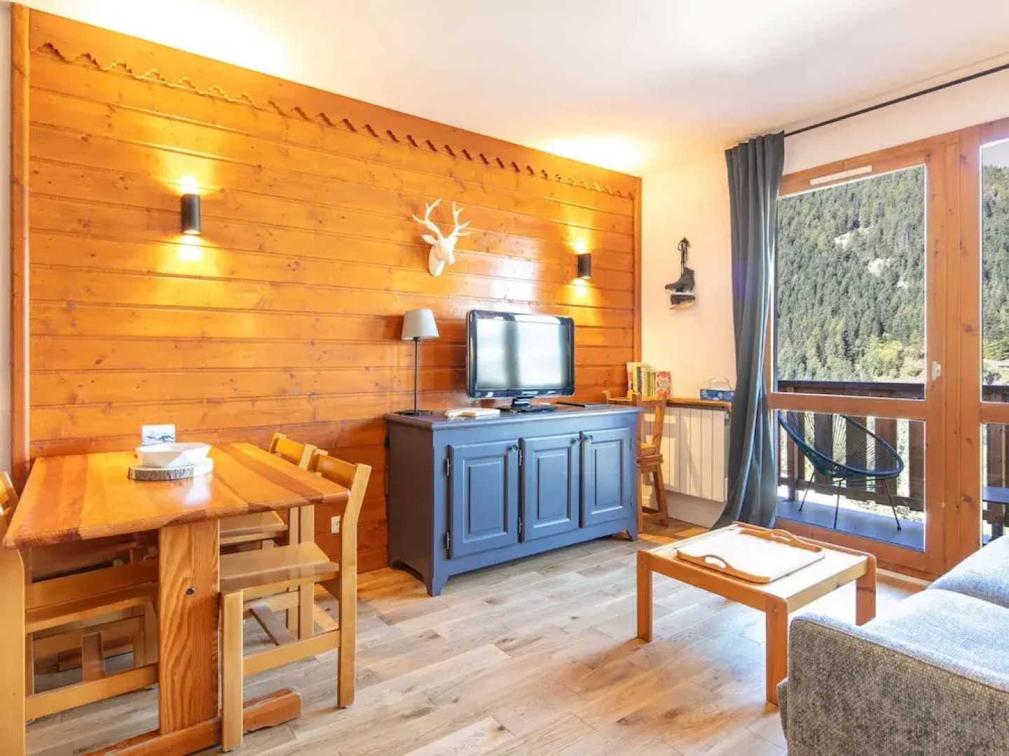 Apartment in Modane With Ski Slope Access