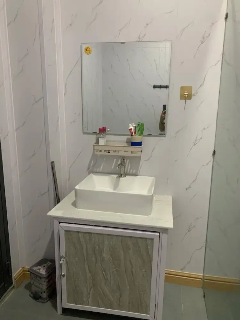 Ruby House, 3 Bedroom Apartment, Beachside